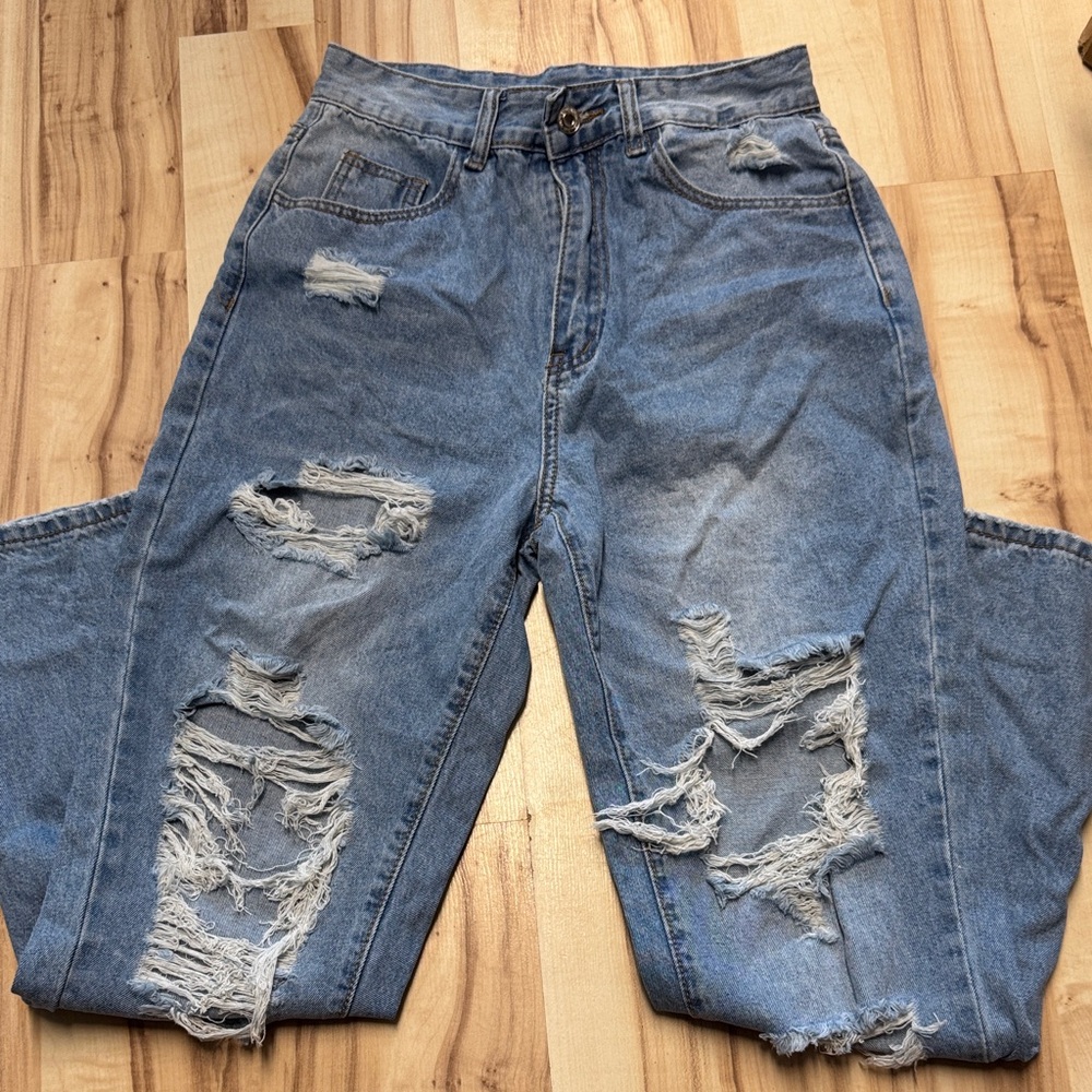 SHEIN Light Blue Wash Denim Jeans with Brand Tag